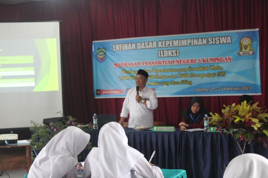 Pengurus OSIS Baru Digembleng Dalam LDKS